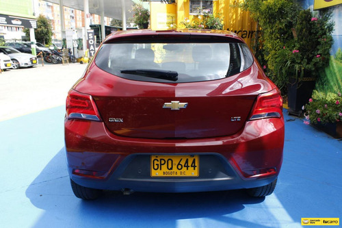 Chevrolet Onix 1.4 Ltz 5 p