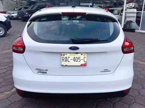 Ford Focus 2.0 Se Mt