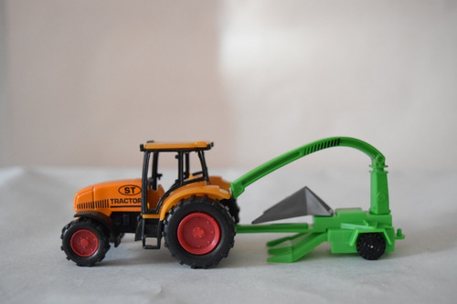 Farm Playset Tractor C/cortadora Amar Suntoys 1/76 C/caja