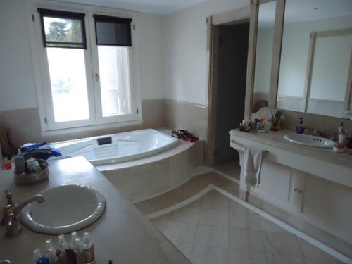 Imagen 14 de 30 de Venta Con Renta 10 Ambientes - Beccar