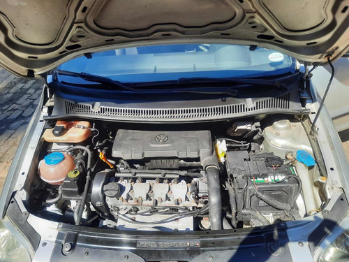 Imagem 8 de 8 de Volkswagen Fox 2009 1.0 Vht City Total Flex 5p