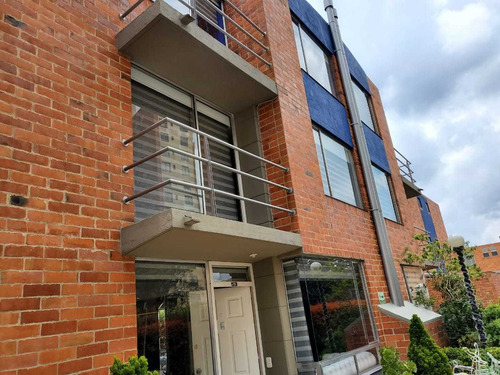 Casa En Pradera Norte Bogota. Hermosa Casa Recien Remodelada