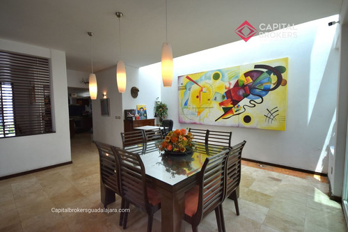 Casa De Lujo En Venta Con Alberca En Las Fuentes Cerca De La Expo