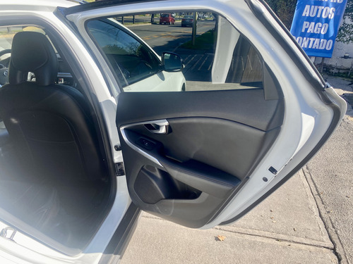 Volvo V40 T5 Awd Plus