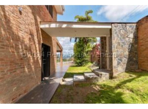 #24-29143 Increíble Casa Ubicada En Alto Hatillo