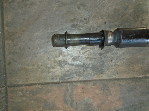 Imagen 2 de 3 de Vendo Solo Eje Delantero Derecho Skoda Favia Año 2003