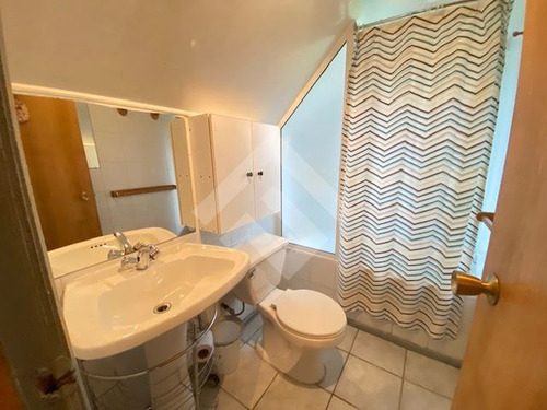 Casa En Venta De 6 Dorm. En Panguipulli