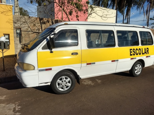 Kia Besta 2001 3.0 Gs Grand 16l 4p
