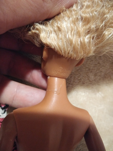 Barbie Top Model Afroamericana Integrity Toys
