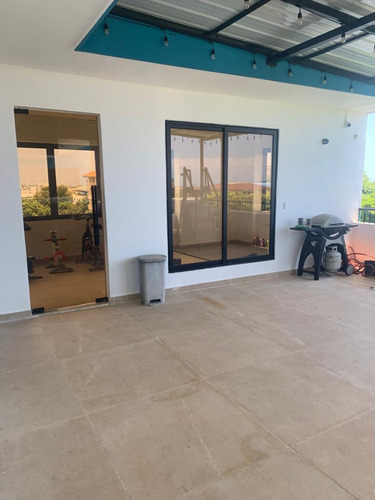 Venta, Edificio De 7 Niveles Ubicado En Gazcue, Santo Domingo