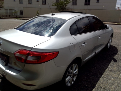 Renault Fluence 2.0 Dynamique Plus X-tronic Hi-flex 4p