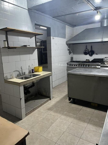 Local En Venta - 2 Ambientes 3 Baños - Wilde