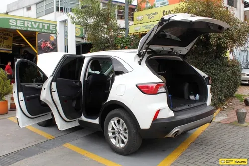 Ford Escape 2.5SE HEV