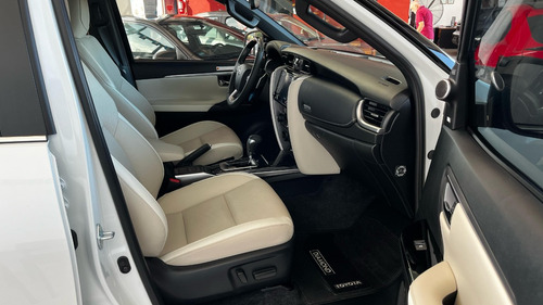 Toyota SW4 2.8 Tdi Diamante Ii 6At 7As