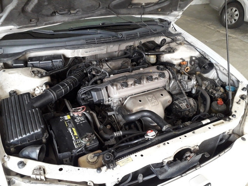 Imagen 4 de 7 de Honda Accord Ex Sedán 4 Puertas.