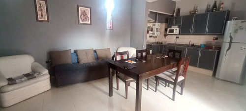 Remax Vende Casa Interna En Barrio San Martin