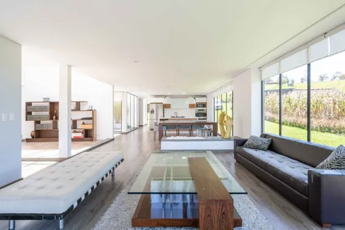 Casa Campestre En Venta En La Calera. Cod V7230