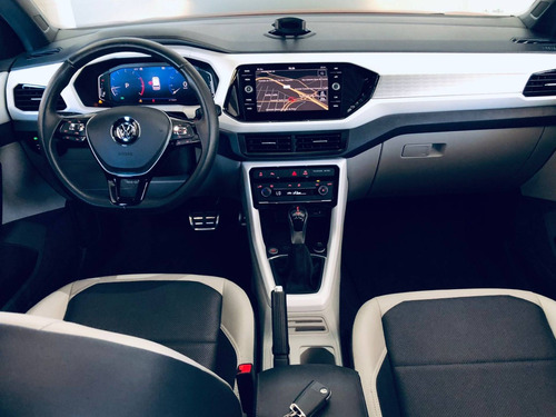 Imagem 7 de 13 de Volkswagen T-cross 1.4 250 Tsi Total Flex Highline