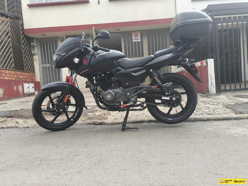 Bajaj Pulsar 180 Fi Neon 