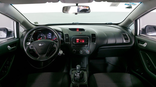Kia Forte 2.0 L