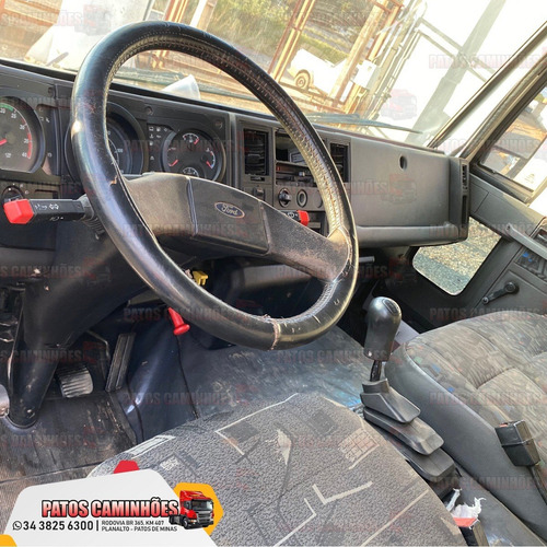 Ford Cargo 712