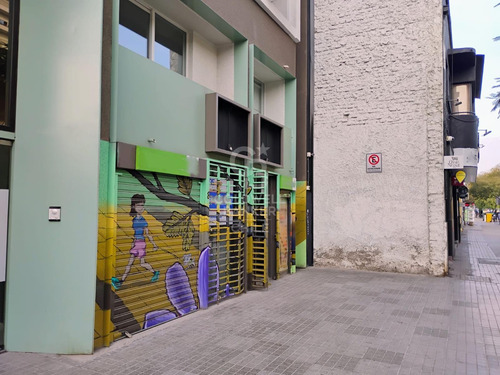 Local Comercial De 45m2 Sobre Av. Irarrázaval