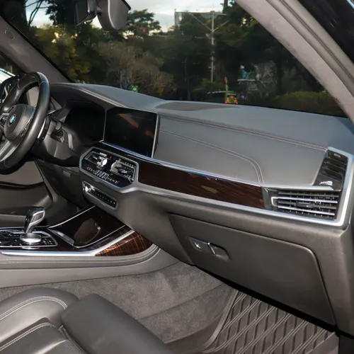 BMW X7 3.0 Xdrive 40i Pure Excelence
