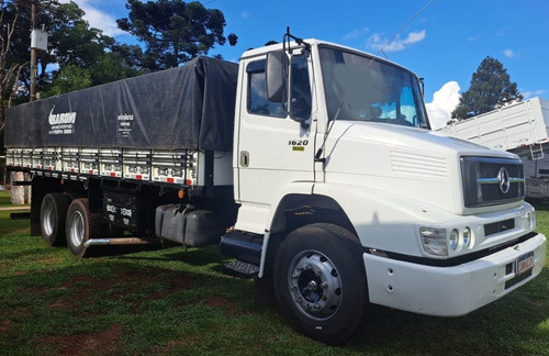 L-1620 3-eixos 2p Graneleira
