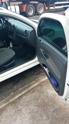 Volkswagen Saveiro 1.6 Trend Cab. Estendida Total Flex 2p