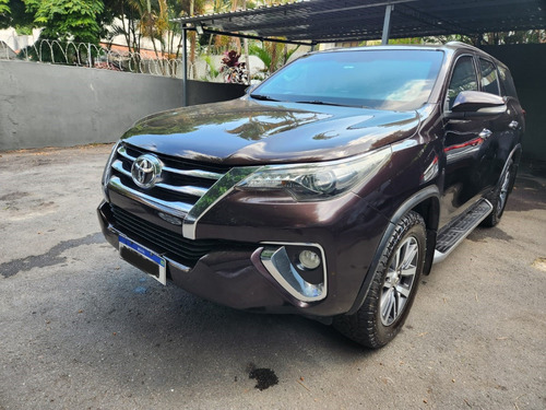 Toyota SW4 2.8 Tdi Srx 7l 4x4 Aut. 5p