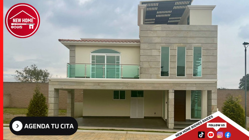 Casa En Venta En Metepec Con Roof Garden Cerca De Sportway Amplios Espacios 