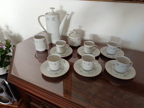 Juego Café Porcelana Tsuji. Flor Rosa/celeste. Usado. Blanco (Usado)