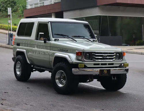 Toyota Land Cruiser 4.5 Fzj75 Macho