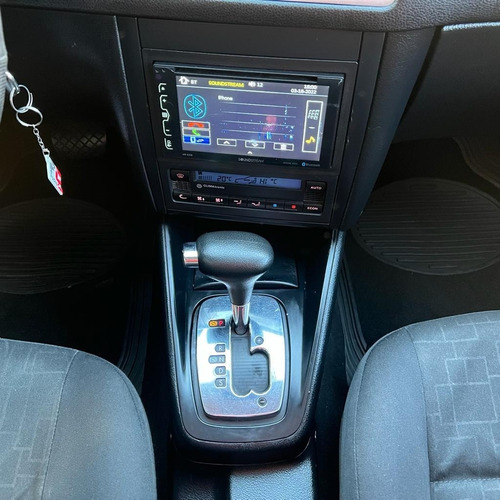 Imagen 20 de 25 de Volkswagen Bora 2.0 Trendline 115cv Tiptronic