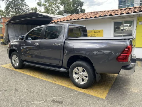 Toyota Hilux 2.8 Srv Diesel At 4x4 2020