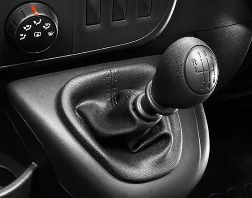 Renault Master Furgón 0km2021 Anticipo Y Cuotas Financiado