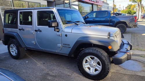 Jeep Wrangler 3.7 Unlimited Sport 3.6 4x4 At