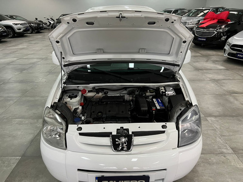 Imagem 12 de 13 de Peugeot Partner Furgão 1.6 16v (flex)