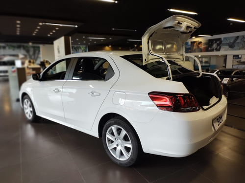 Imagen 3 de 8 de Peugeot 301 Allure 1.6hdi Man 5 Vel Spa
