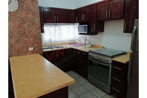 Imagen 6 de 18 de Renta Casa Amueblada 3 Recamaras, Fraccionamiento Privado Con Alberca. Al Norte De La Ciudad