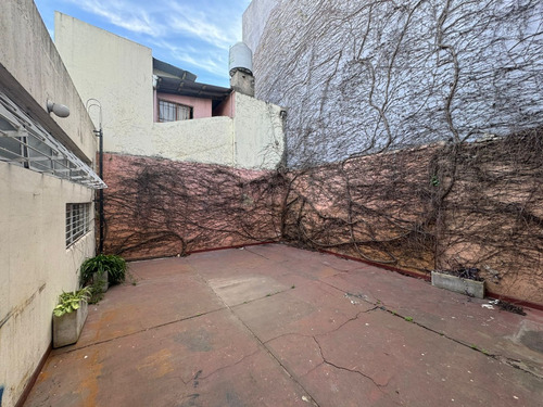 Terreno En Venta De 240 M2, Apto Desarrollo, Ubicado En Villa Crespo, Distrito Audiovisual.