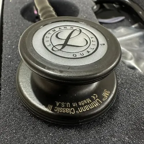 Estetoscópio 3m Littmann Classic lll - 5803 Black Edition | Frete