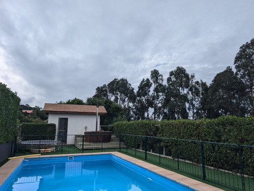 Se Vende Gran Parcela Con Casas