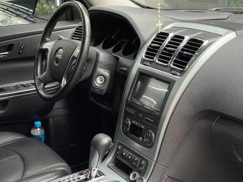 Imagem 8 de 15 de Gmc Acadia - 2007