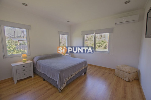 Imagen 8 de 19 de Casa En Venta - La Arbolada