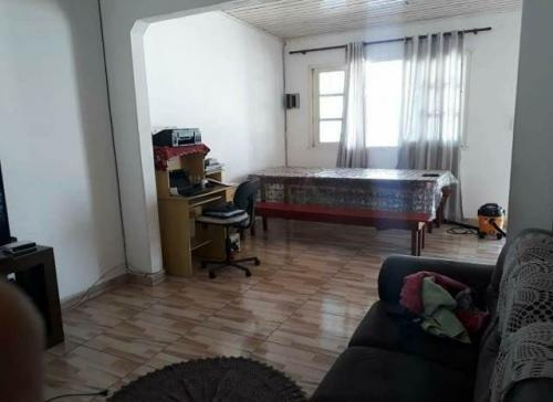 Imagem 4 de 10 de Casa No Bairro Corumba Proximo Ao Comercio Ref 8920