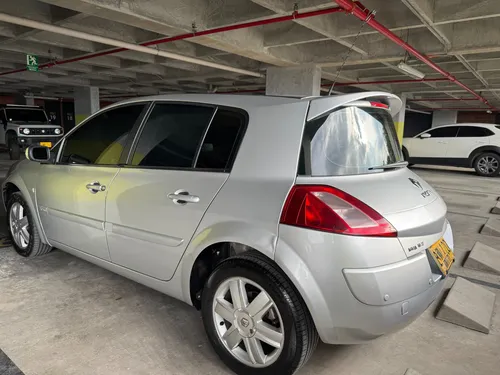 Renault Megane 2 2.0 Dynamique Hb
