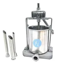 Comprar Embutidora Manual De Chorizos Fineschi 5 Lts C\u002F 3 Embudos