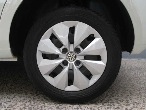 Volkswagen - Gol (novo) 1.6mi 2014