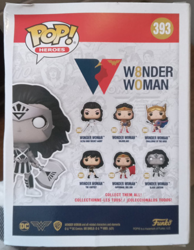 Funko Wonder Woman Black Lantern Glow Amazon Caja Dañada (Usado)
